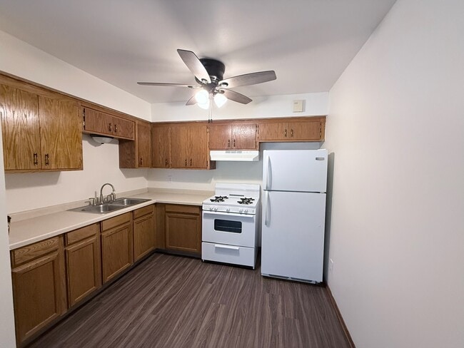 Photo - Ridgeway Court