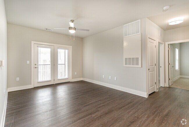 3BR, 2BA - 1,342SF