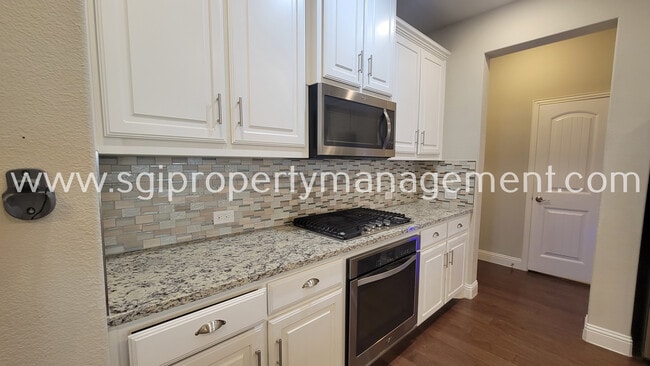 Photo - 709 Lowveld Dr