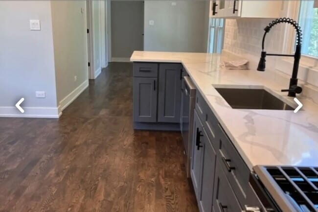 Photo - 201 S Vine St