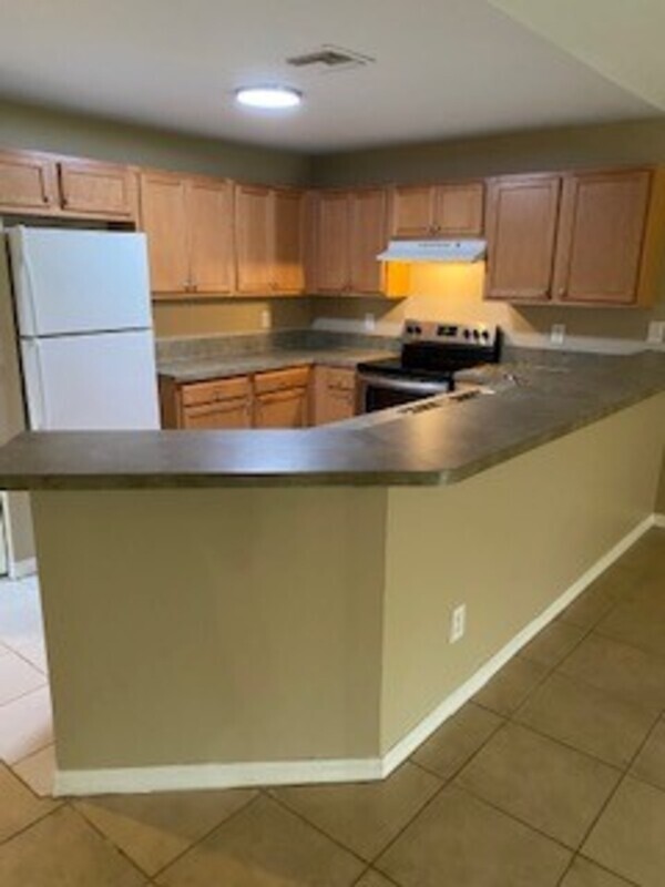 Photo - 2410 Churchill Ave N Condo Unit 2410