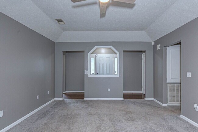 Photo - Move-In Ready 3/2 in Columbus | Appliances + W/D + Lawn Care + Pest Control Included | $1,650/mo