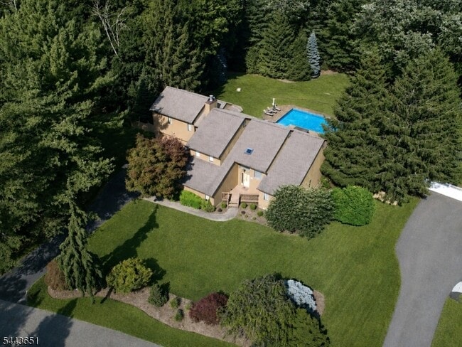 Photo - 88 Van Blarcom Ln