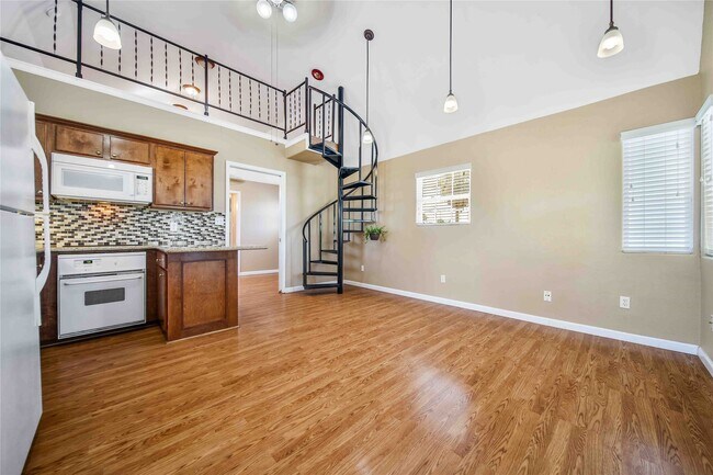 Photo - 27016 FM2978