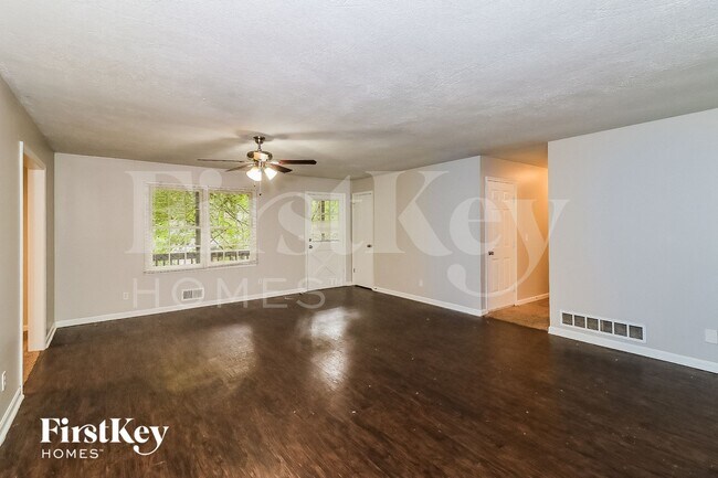 211 Burnie Rd