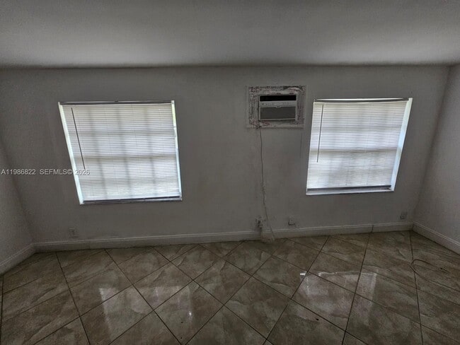 Photo - 35 Virginia Rd Unit 1