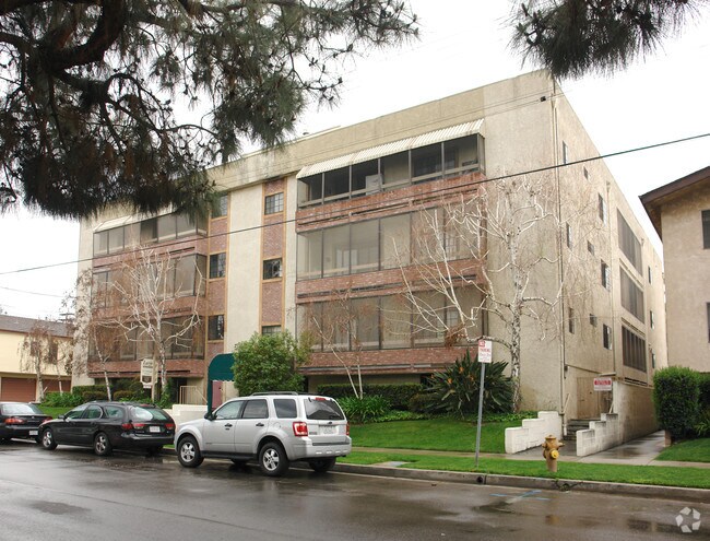 Photo - 5221 Bellingham Ave