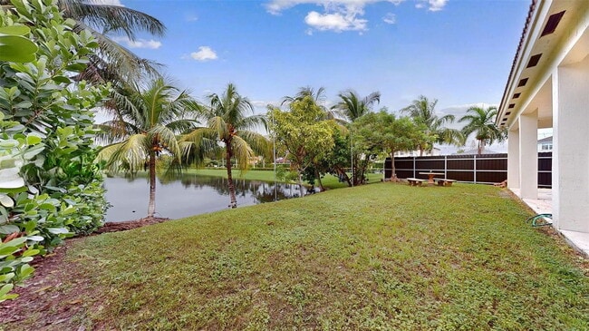 Photo - 5622 SW 165th Ct