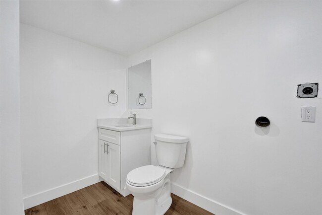 Photo - 3900 N Hills Dr Condo Unit 201