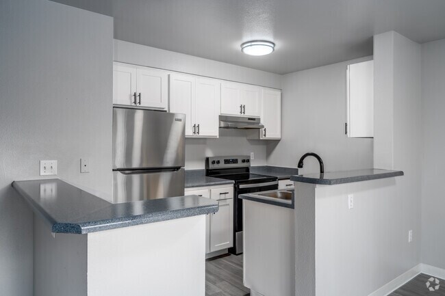 2BR, 2BA - 980SF - Kitchen - Olympic Terrace
