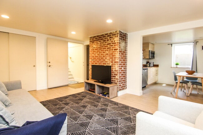 Photo - 5115 N Concord Ave Unit B