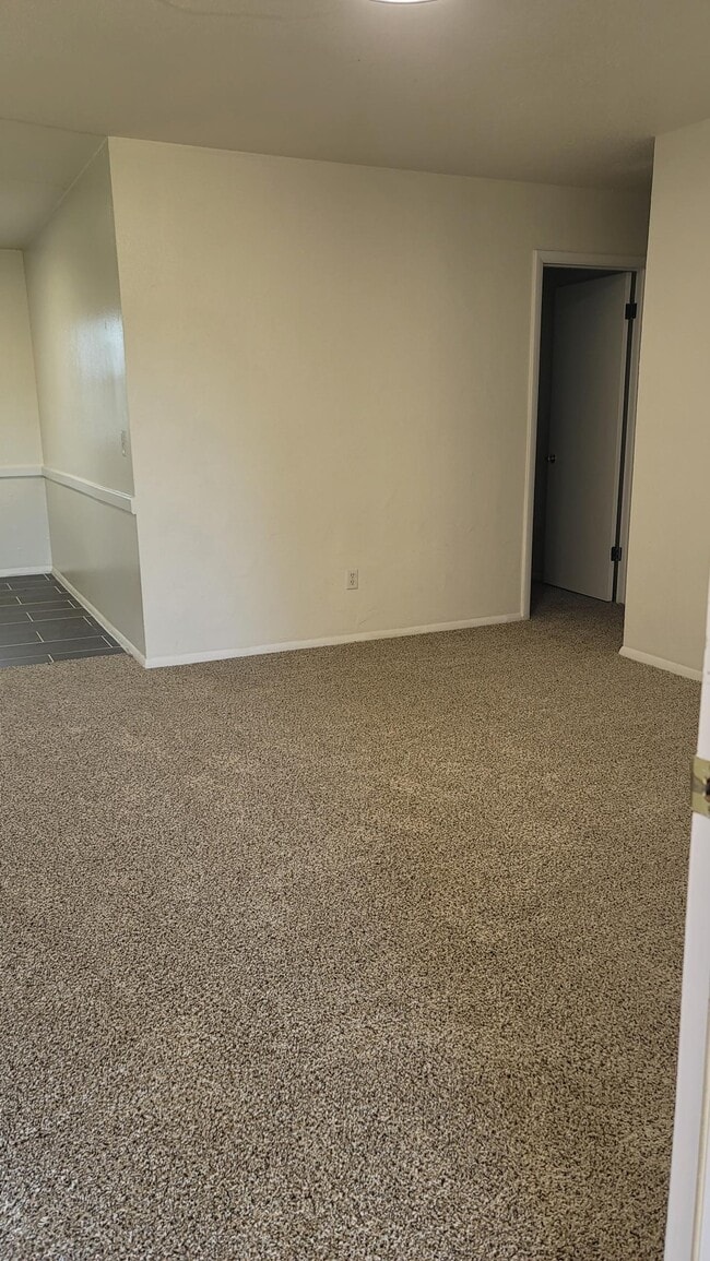 Photo - 515 Gayclifee Terrace