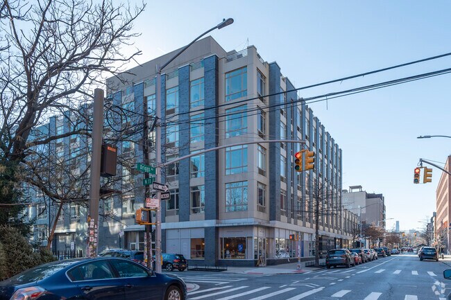 Photo - 475 Driggs Ave