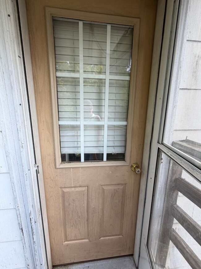 Photo - 707 Windsor Ave