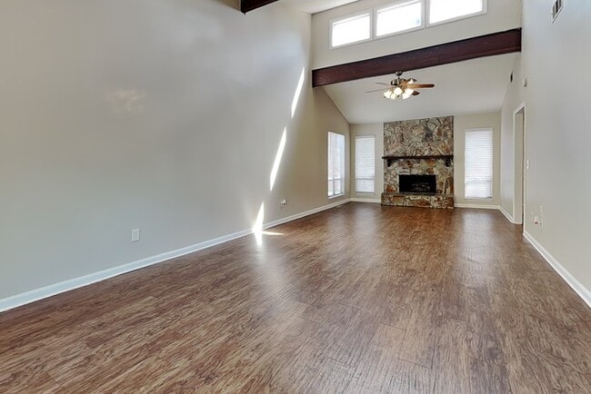 Photo - 2804 Canyon Ct