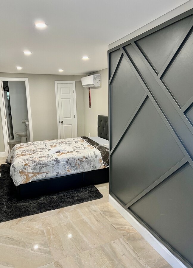 Commonwealth ave - Commonwealth ave Condo Unit B4