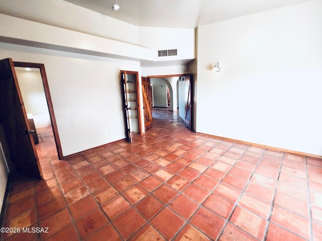 Photo - 11065 E Snyder Rd