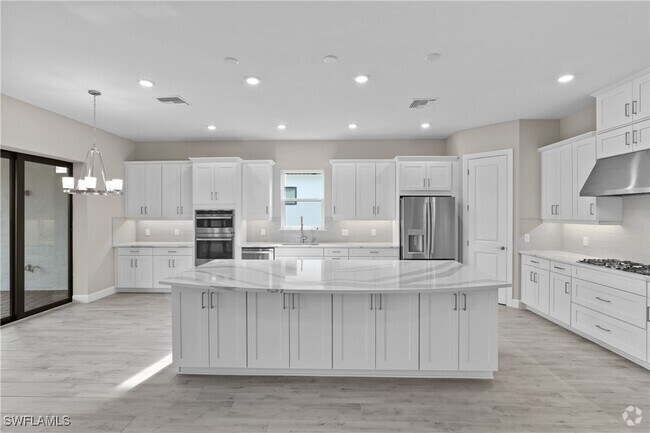 Building Photo - 15492 Rio Ponace Ct Rental