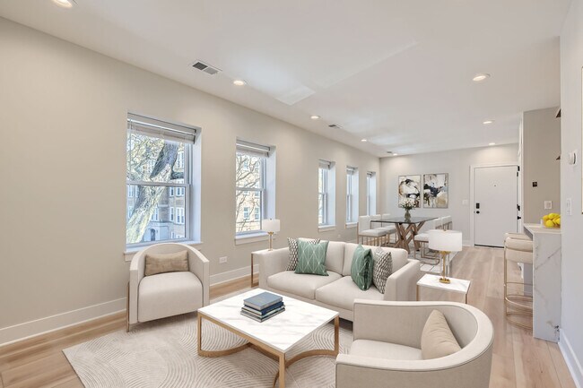 5025 N Rockwell St Unit 1N
