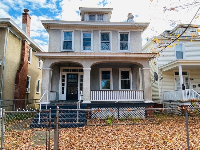 Spacious 4bdrm/1bth House Located in Richm... - Spacious 4bdrm/1bth House Located in Richm...
