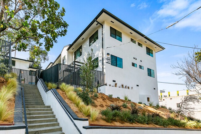 Photo - 221 Lucas Ave Unit 1