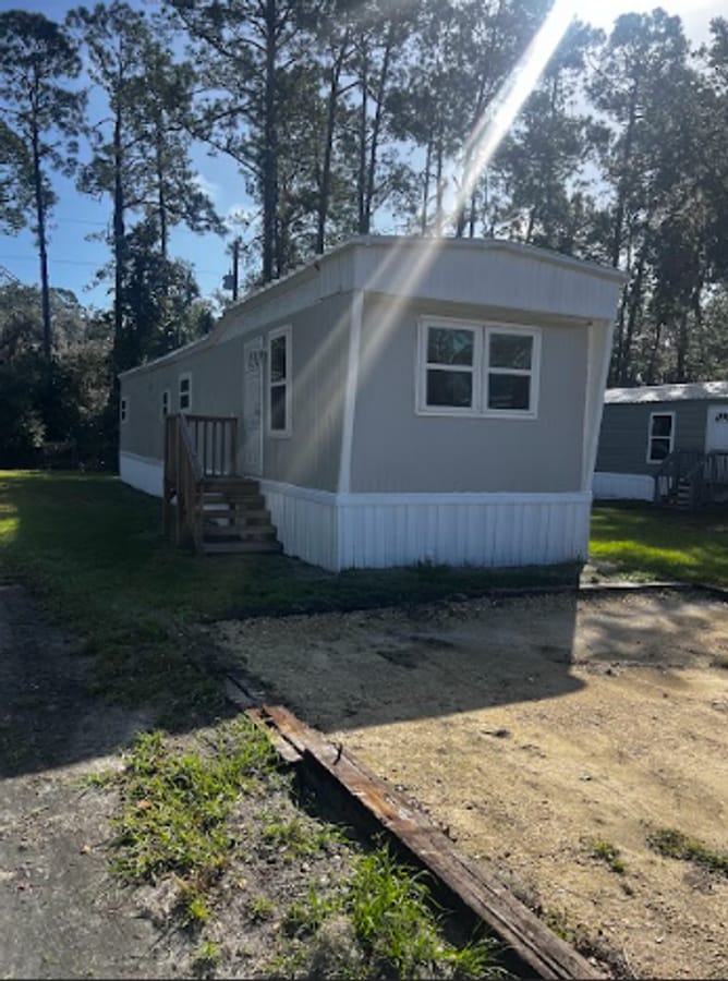 Welcome Home to Silver Lake - Welcome Home to Silver Lake Unidad Lot 8.2
