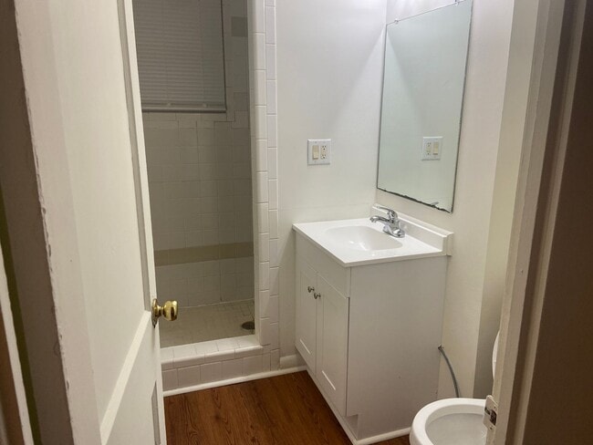 Photo - Chapel Hill / 2BR House of Homestead AVAIL