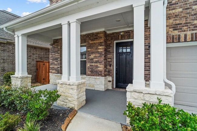 Photo - 18303 Bluebird Br Ln
