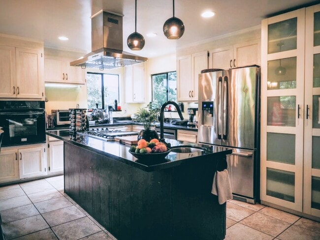 Building Photo - 4001 Fariss Ln Unit 2BR Ap