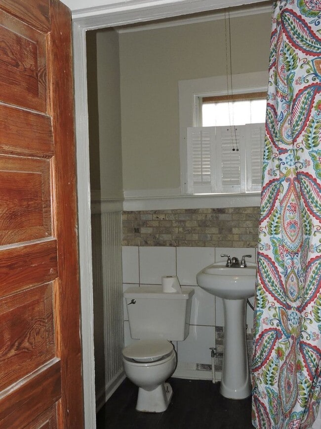 Photo - Garden District Cottage with lots of updates