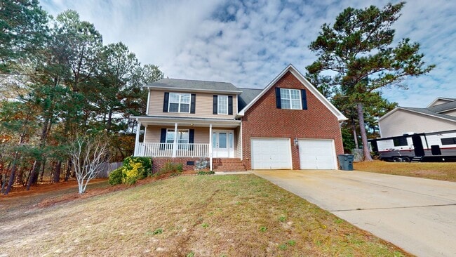Open Floor Plan with Fenced Back Yard in L... - Open Floor Plan with Fenced Back Yard in L... House