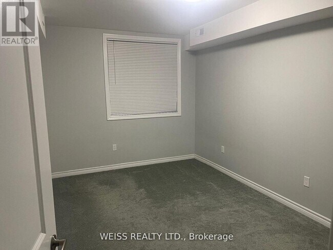 Photo - 75 Weldrick Rd E