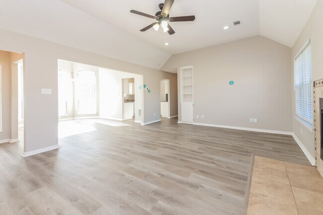 Photo - 116 Gregory Dr Casa