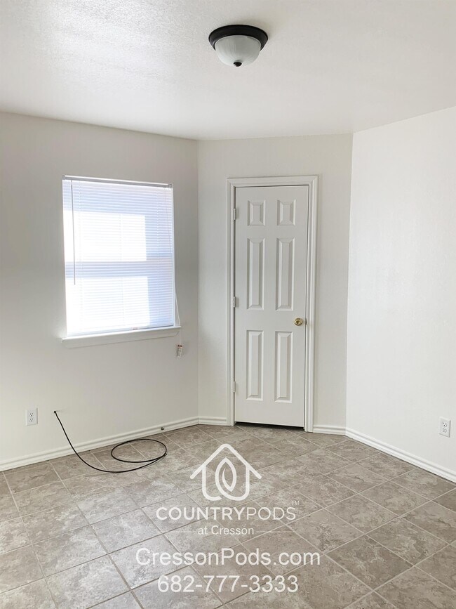 Photo - 9104 Putteet Rd