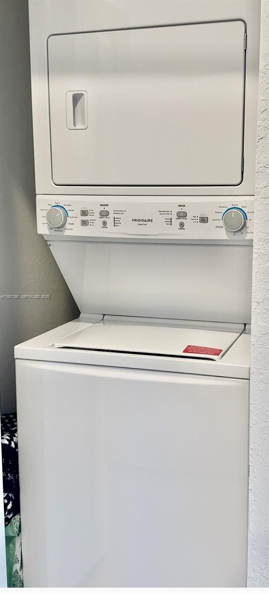 Photo - 2415 SE 23rd Rd