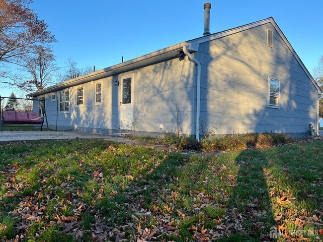 Photo - 66 Netherwood Cir