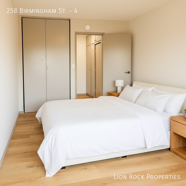 Photo - 258 Birmingham St Unidad 4