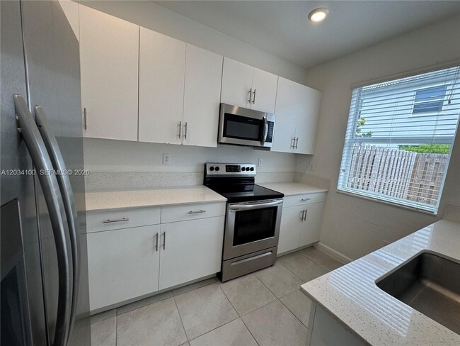 Photo - 2609 SE 11th St