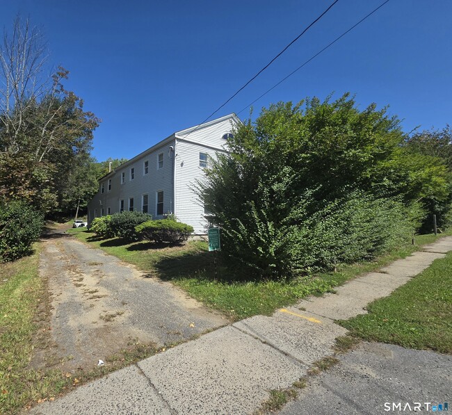 684 Main St