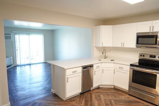 Photo - Highwood Village