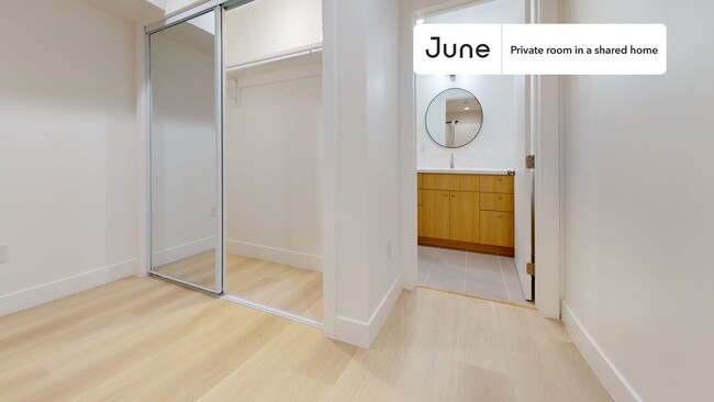 Photo - Room in Shared 5 bed/4 bath home Unidad A