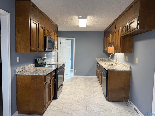 Photo - 1006 Wood Cir