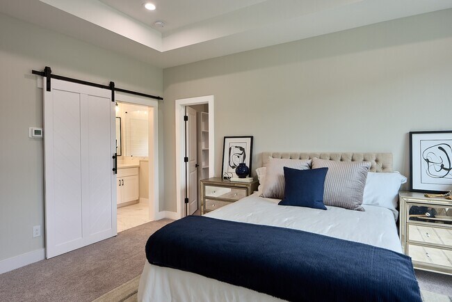 Photo - 3326 Tuam St