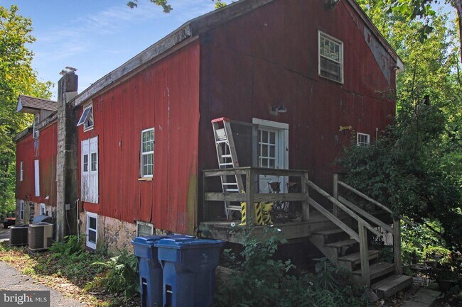 Photo - 64 Beulah Rd Unit 4