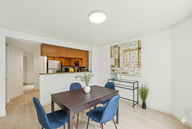 Photo - 12036 100th Avenue Northeast Unidad K202