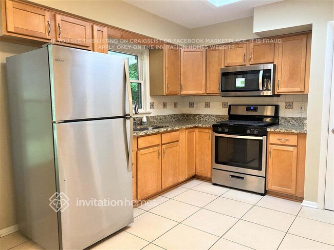 Photo - 3643 Greenwood St