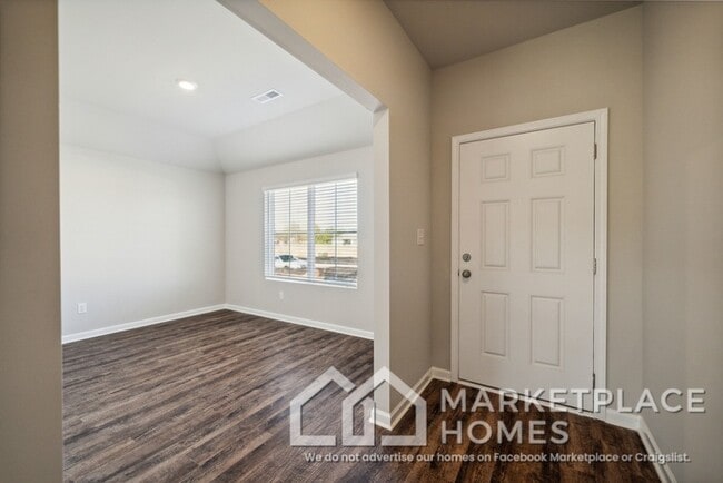 Photo - 4022 Ryan Dr SW