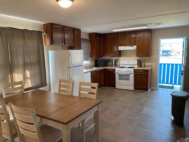 Photo - 1018 S Mire Ave