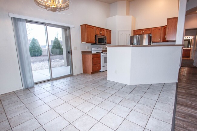 Photo - Granville Amenities