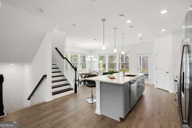 Photo - 4060 Pierson Trce